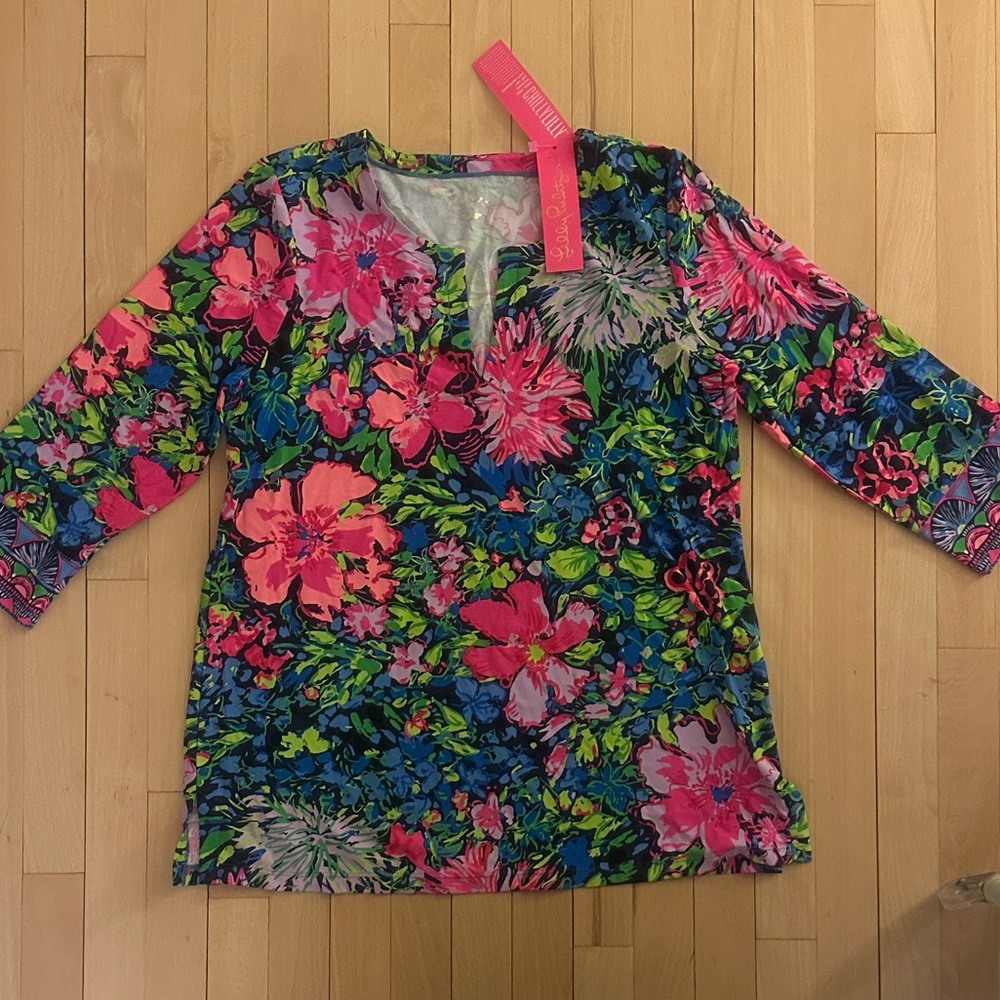 Lilly Pulitzer CHILLYLILLY IPF 50+ Karina Tunic Festive Fantasy Engine XL